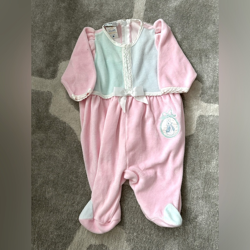 VINTAGE Beatrix Potter Baby Sleeper 🐰